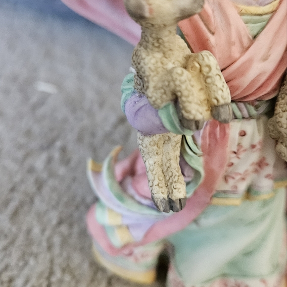 Two Christmas Figurines, An Angel with 2 Lambs & Royal King. Vintage 1996. - Picture 14 of 16